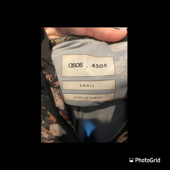 Wind breaker jacket - Picture 3 of 3